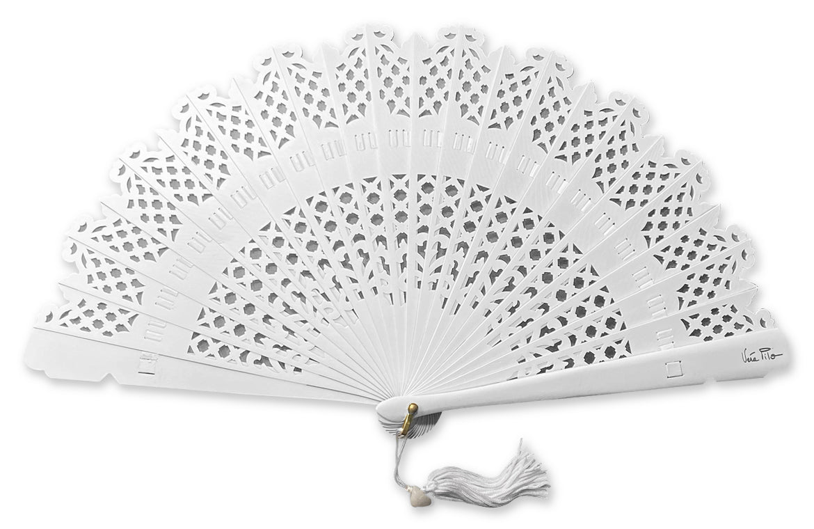 White Dentello fan