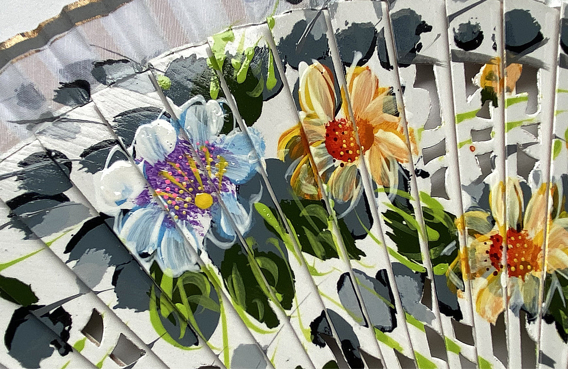 Eventail-Abuelo-Blanc-Zoom