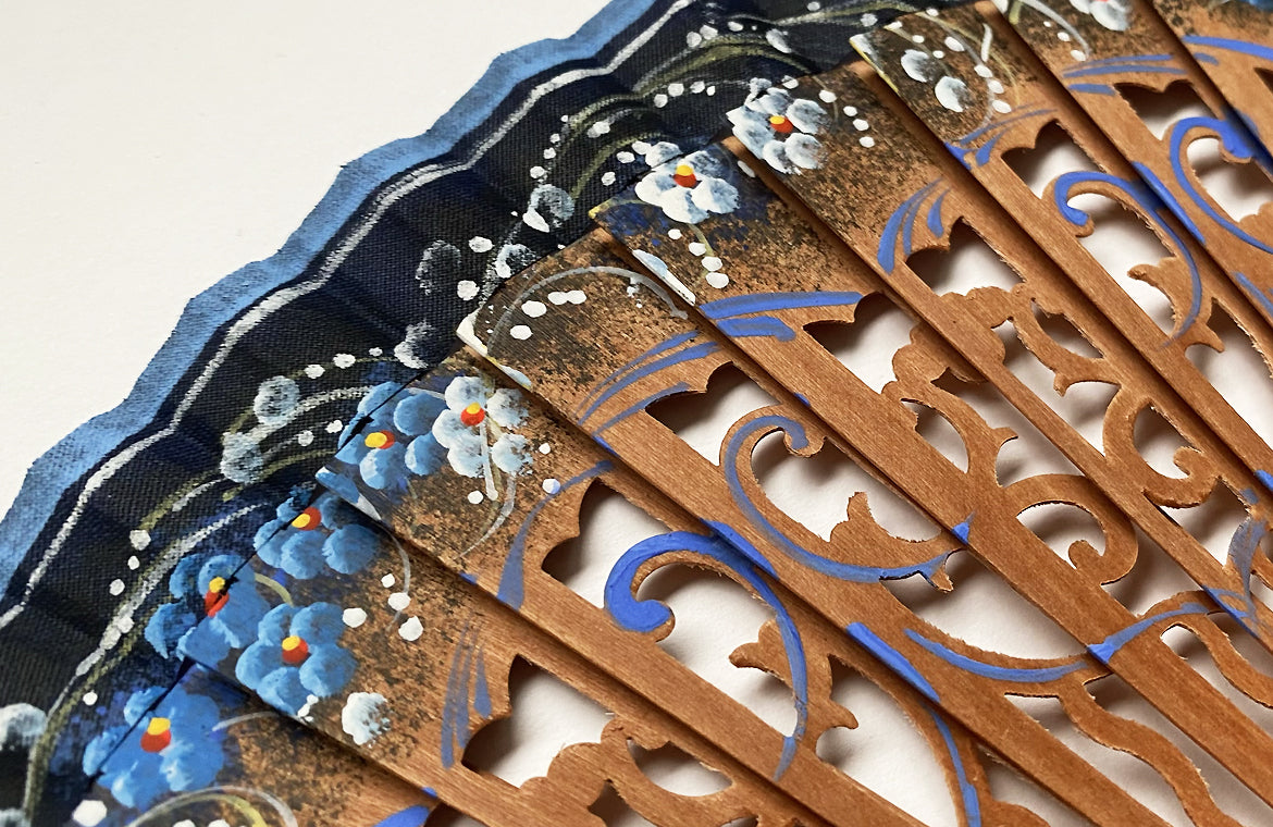 Eventail-Alamano-Bleu-Zoom