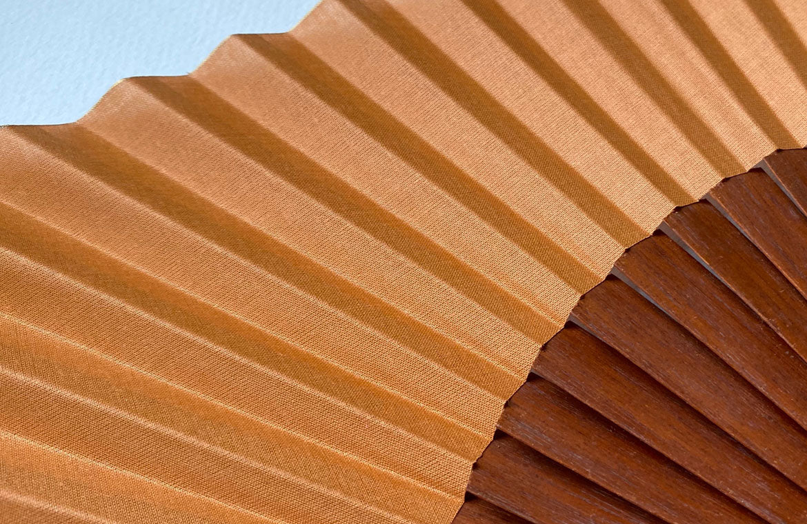 Eventail-Carrero-Cannelle-Zoom