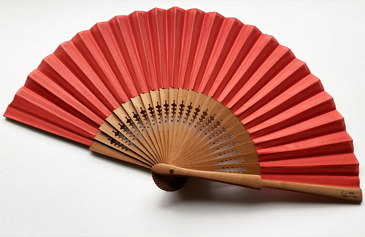 Eventail-Grand-Gepetto-Rouge-Ambiance