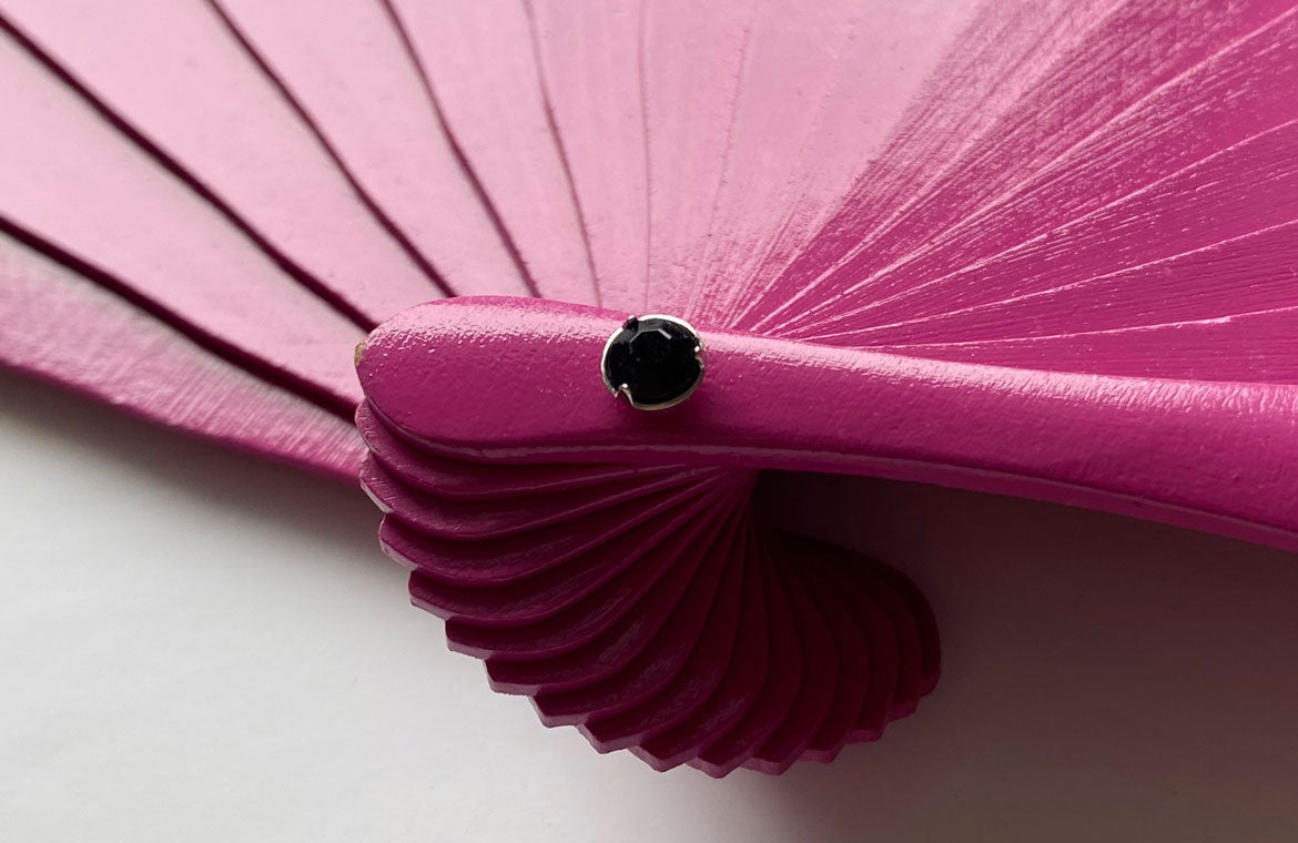 Eventail-Mini-Bodega-Fuchsia-Zoom-Dentelle