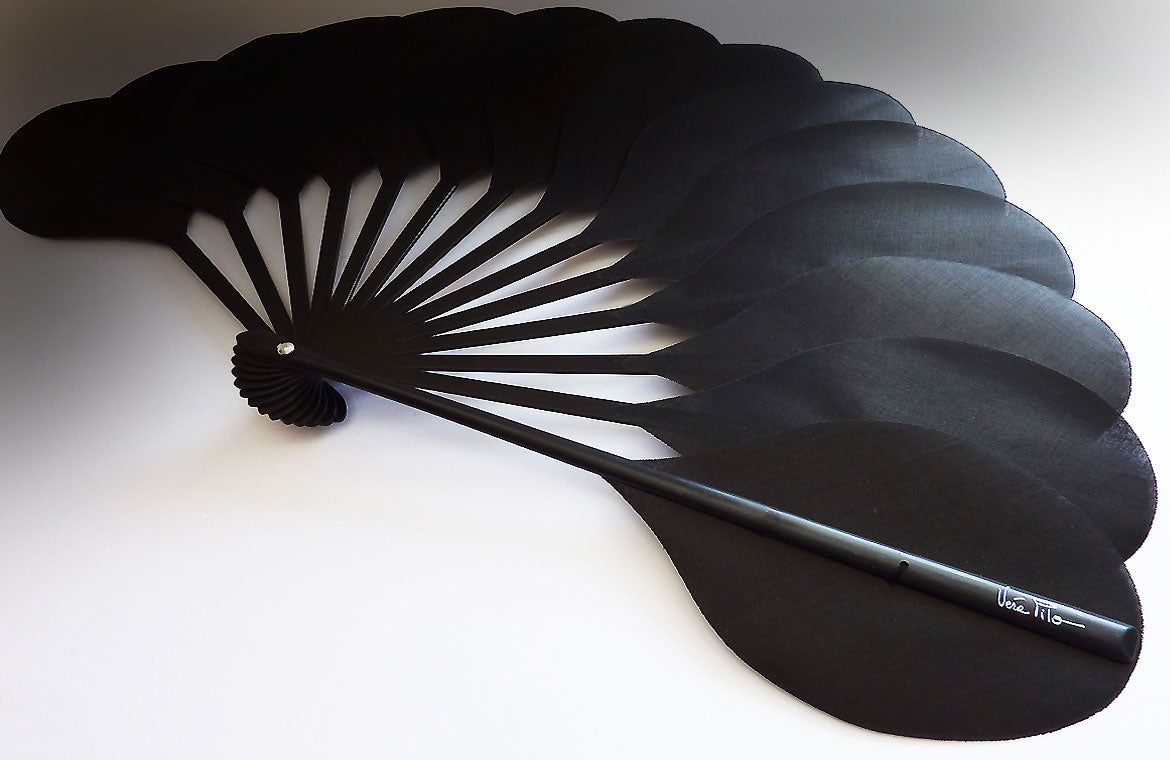 Eventail-Palmito-Noir