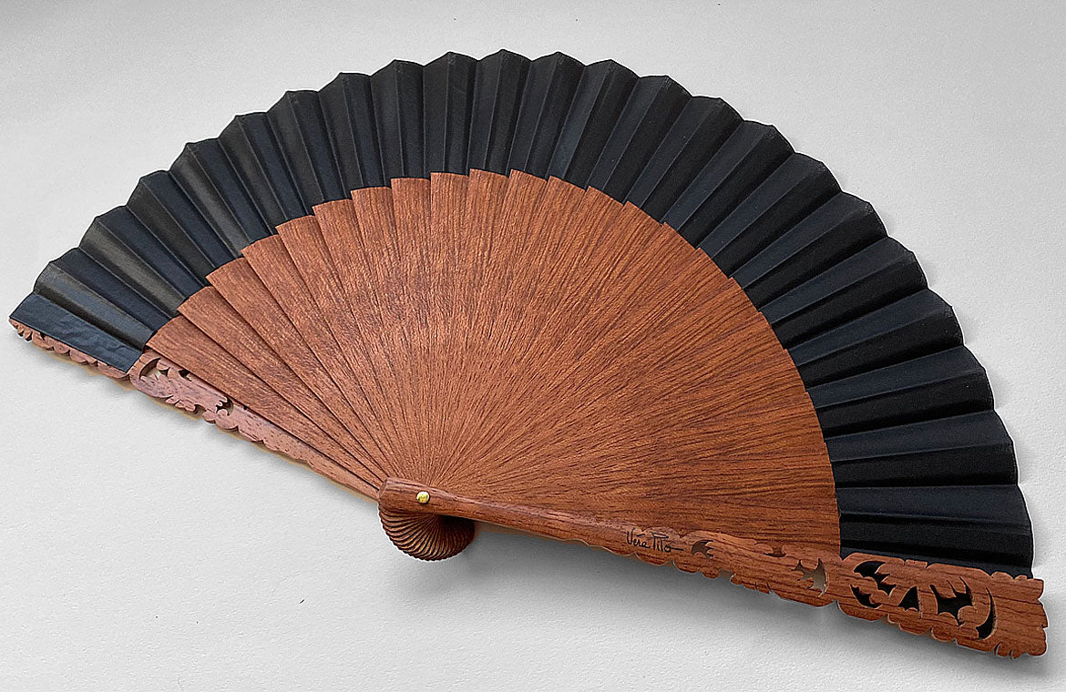 Eventail-Talado-Noir-Ambiance