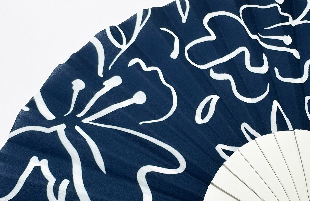 Blue navy Gardenia fan