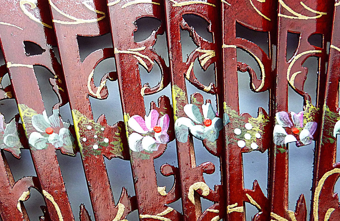 Eventail-Aragona-Carmin-Zoom