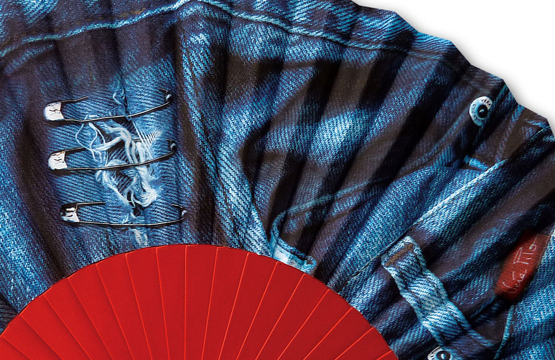 Eventail-Djinina-Rouge-Zoom