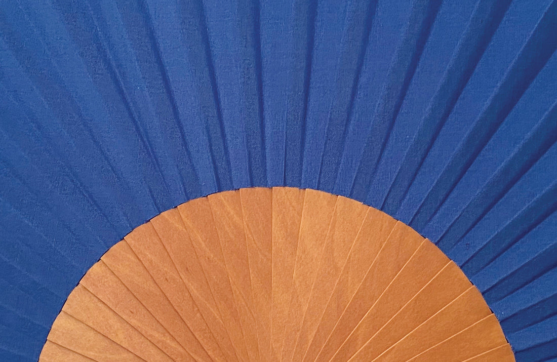 Eventail-Ecololo-Bleu-Fonce-Zoom