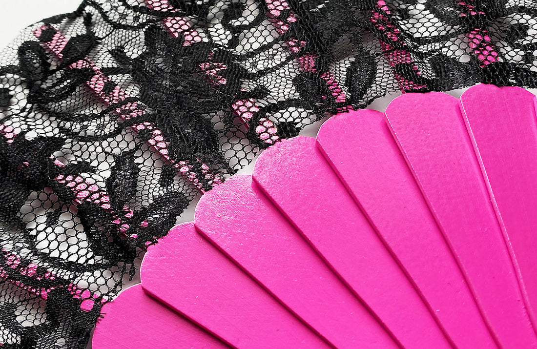 Eventail-Mini-Bodega-Fuchsia-Zoom-Dentelle
